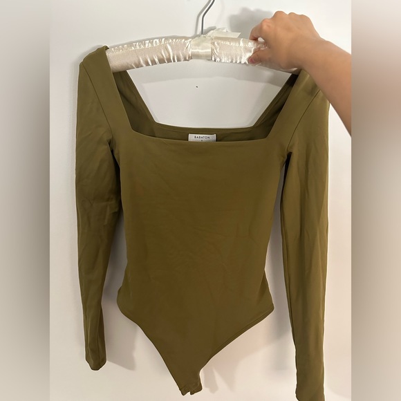 Aritzia babaton green bodysuit - Picture 2 of 3
